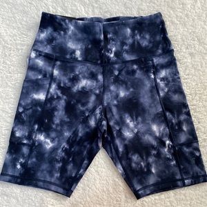 Banana Republic women’s bike short with pockets